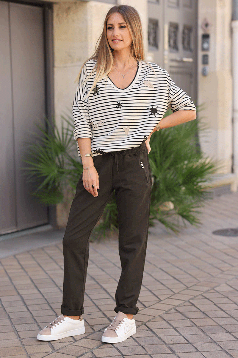 Jogging marron en coton ceinture élastique et poches zips liseré broderie chevrons