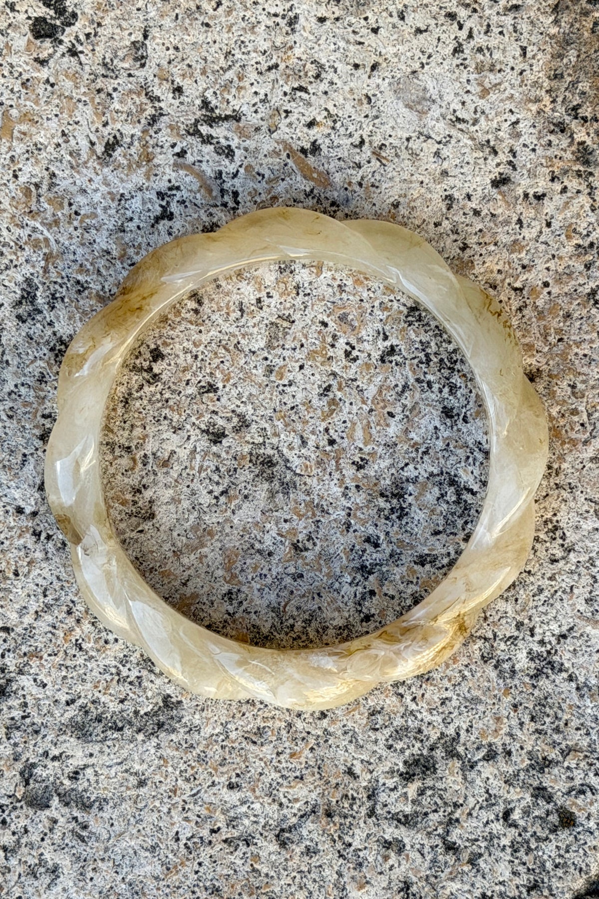 White Tortoise Twisted Resin Bangle