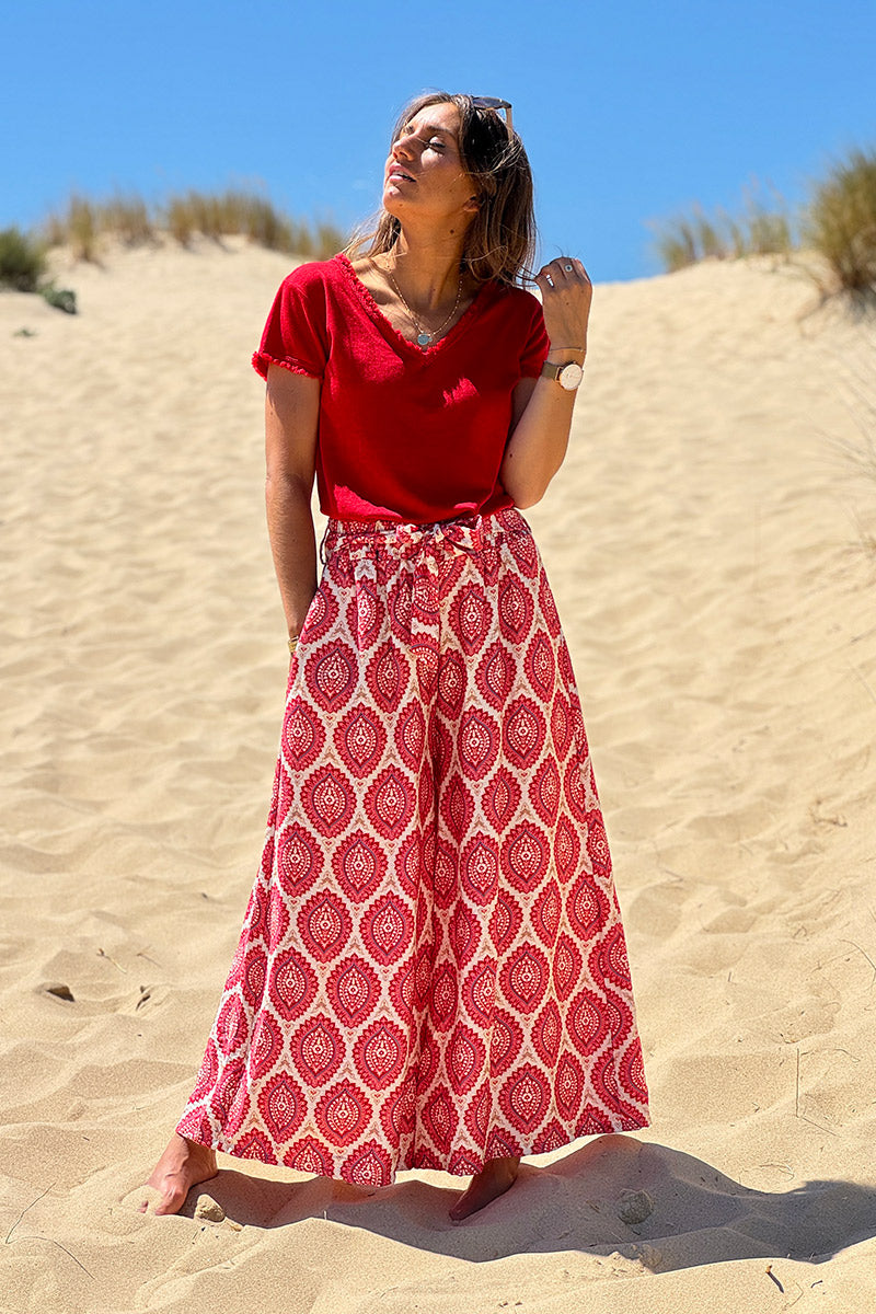 Jupe culotte fluide et large imprimé rosaces paisley rouge framboise
