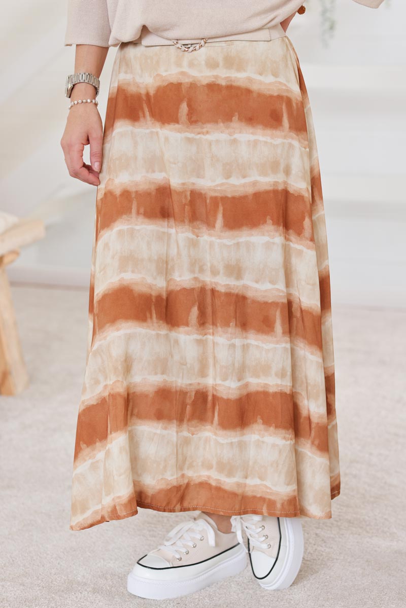 Jupe fluide imprime rayures tie and dye camel H017 (1)