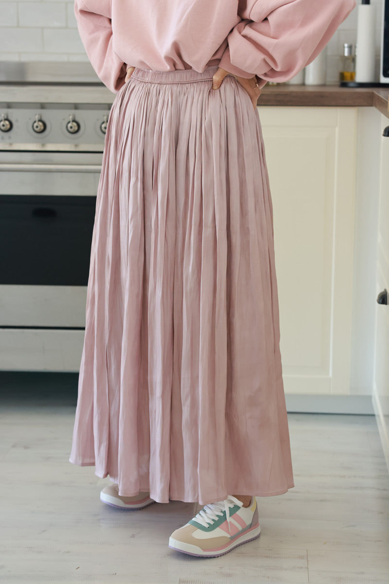 Iridescent Powder Pink Soft Pleated Maxi Skirt