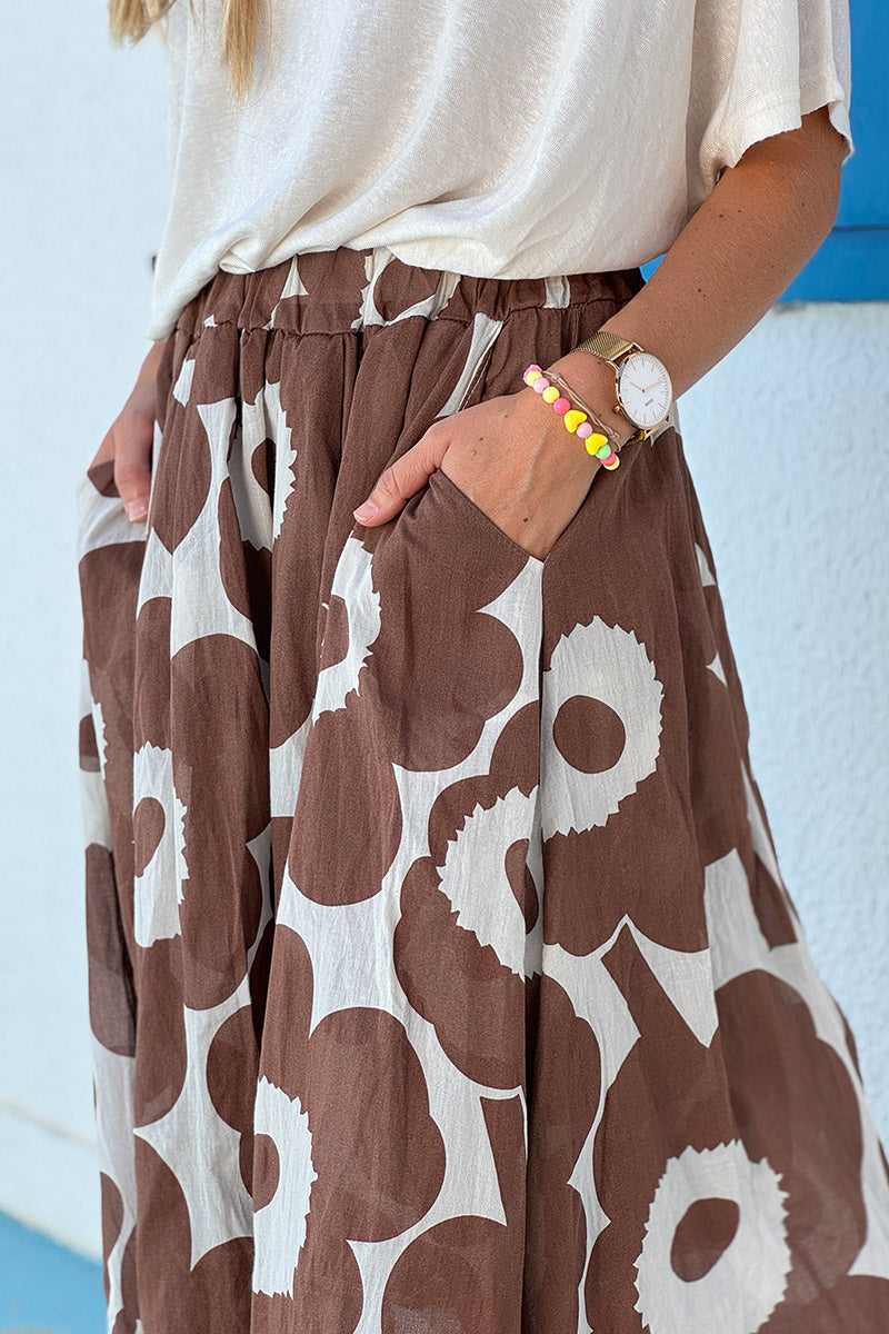 Jupe longue écrue en voile de coton doublé motifs grandes fleurs marron