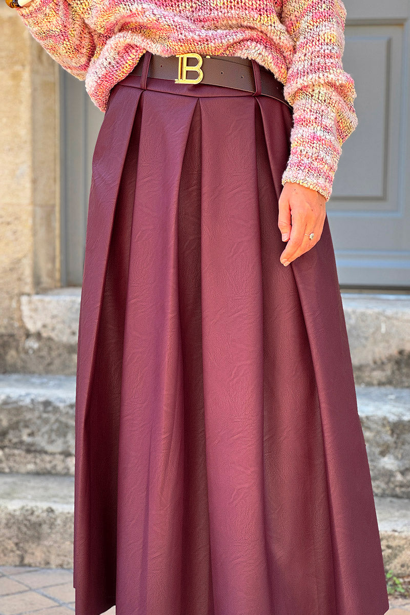 Jupe longue en simili cuir aubergine avec ceinture