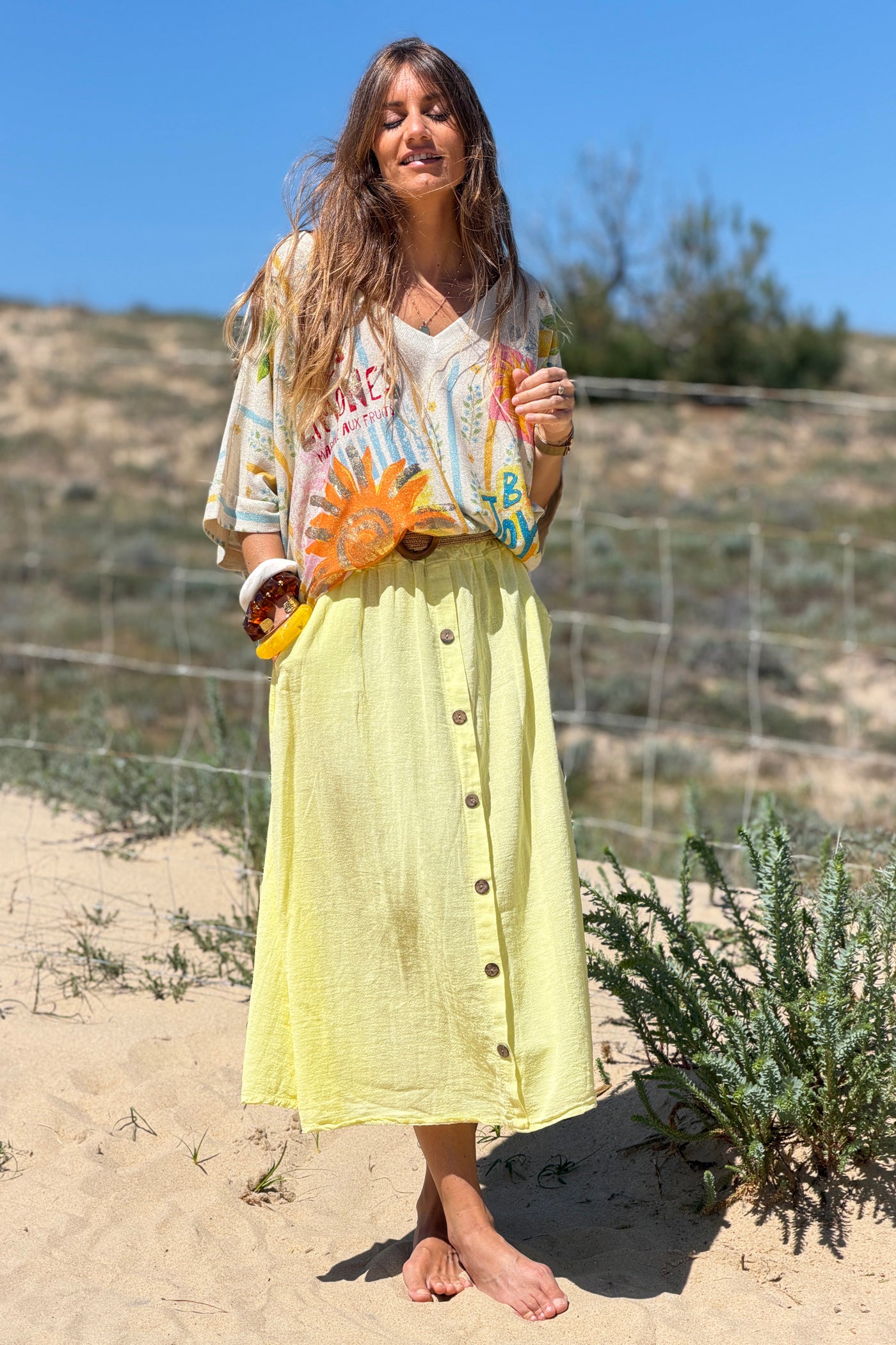 Jupe midi jaune en coton faux boutons bois et taille élastique