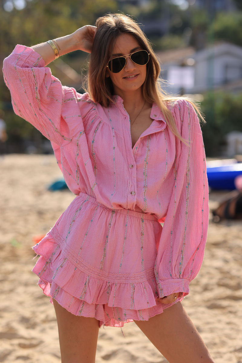 Jupe short rose en coton effet piqué fils brillants et multicolores