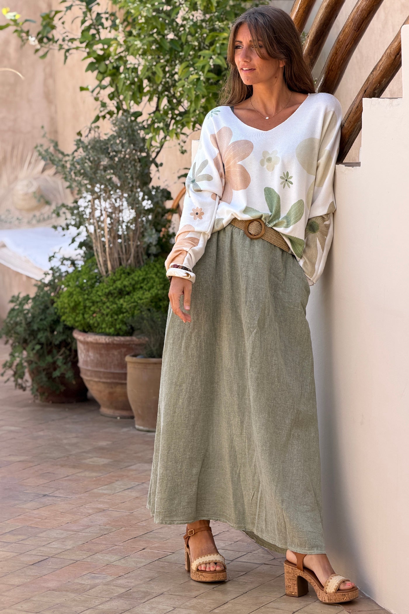 Jupe unie kaki délavé en coton avec poche et taille élastique