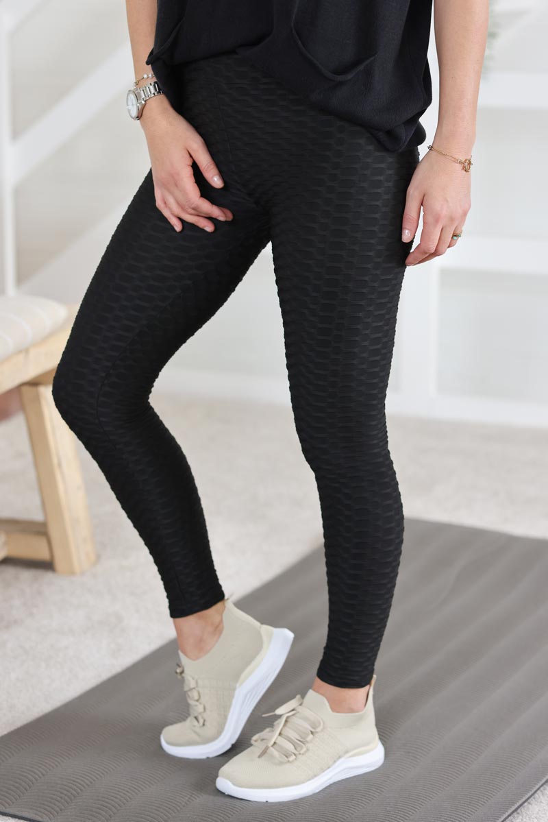 Black anti-cellulite and push-up honeycomb leggings
