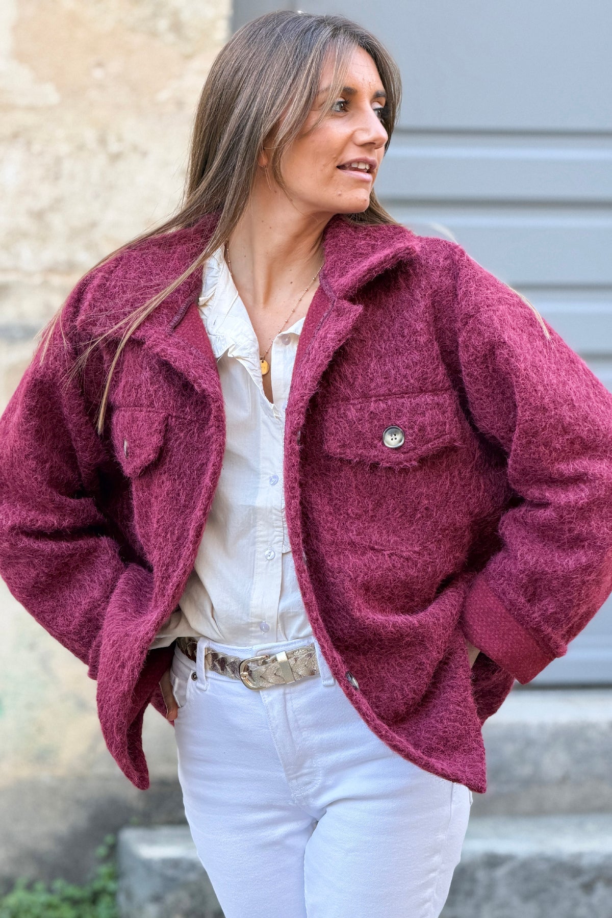 Manteau bordeaux chiné effet bouclettes poches et boutons écaille