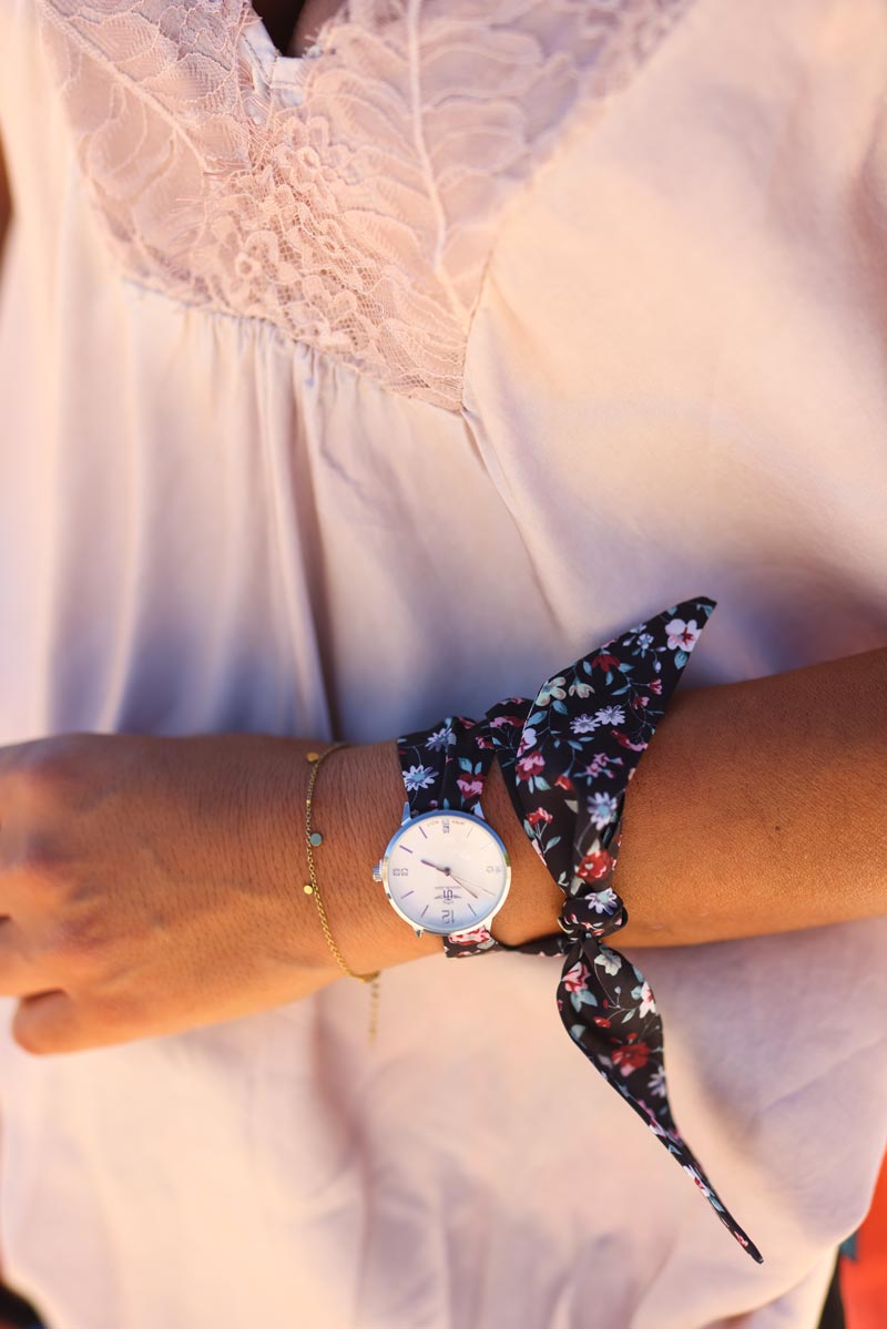 Montre foulard imprime roses noir g082 (1)