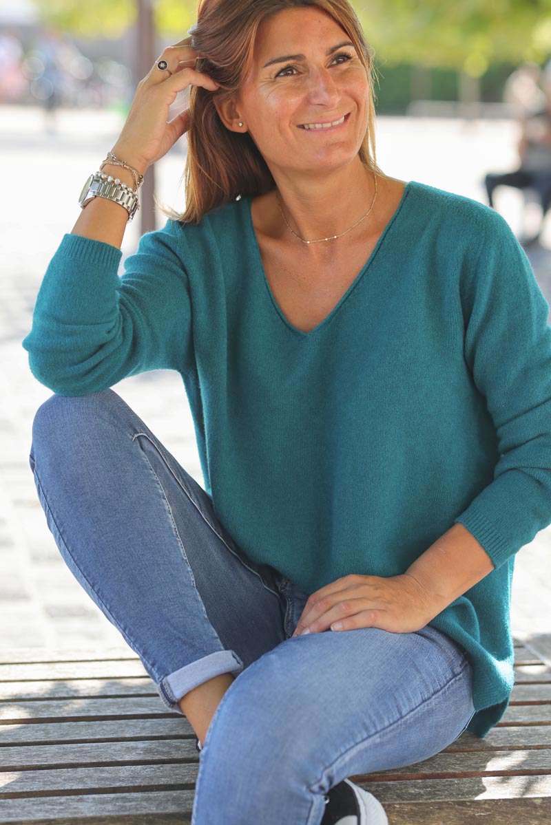 PULL BASIQUE TOUT DOUX SANS COUTURE LONG DERRIERE VERT CANARD D001 (1)