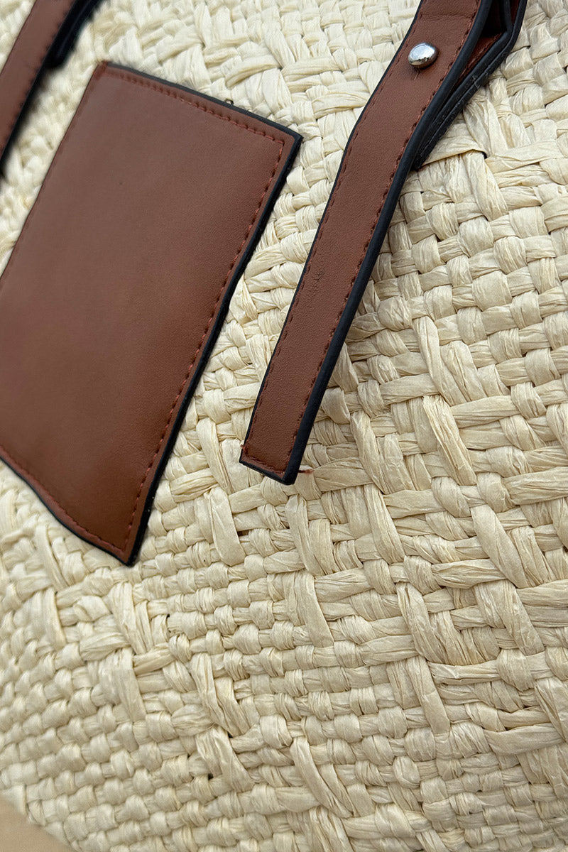 Panier tressé style raphia avec empiècement et anses simili cuir