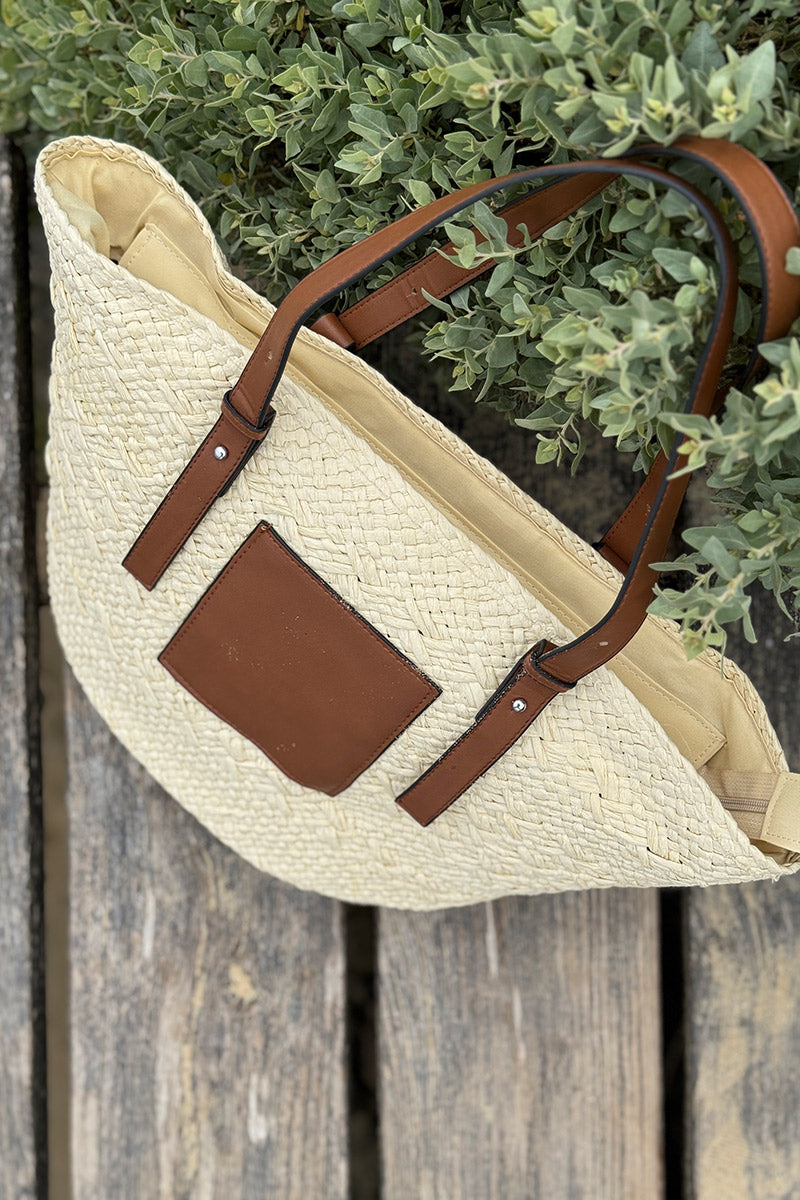 Panier tressé style raphia avec empiècement et anses simili cuir