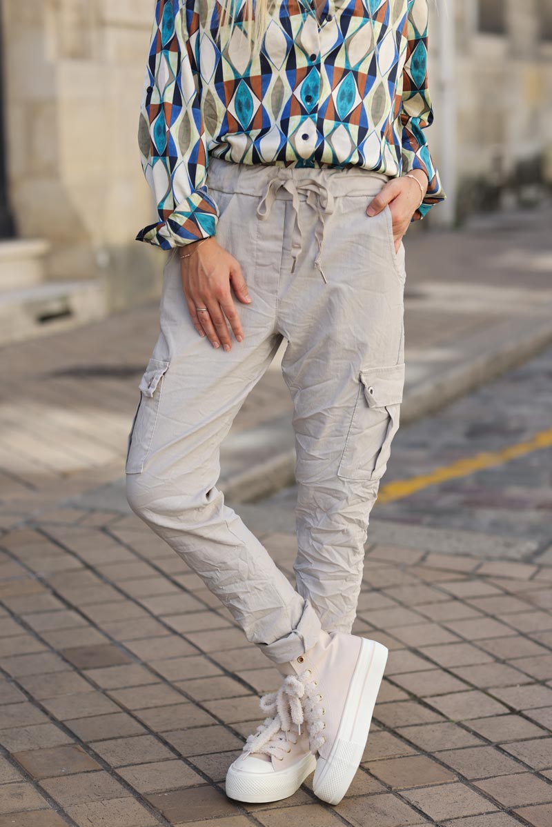 Pantalon beige en toile confort stretch coupe cargo H003 (1)