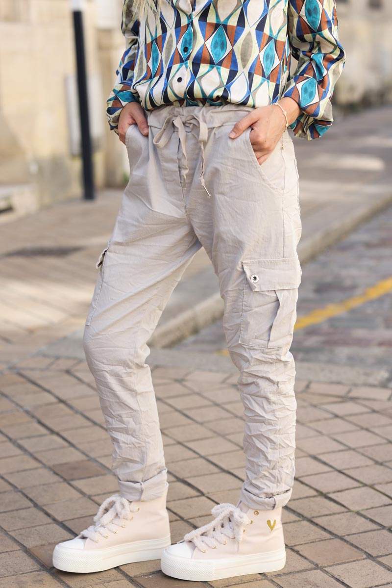Pantalon beige en toile confort stretch coupe cargo H003 (1)