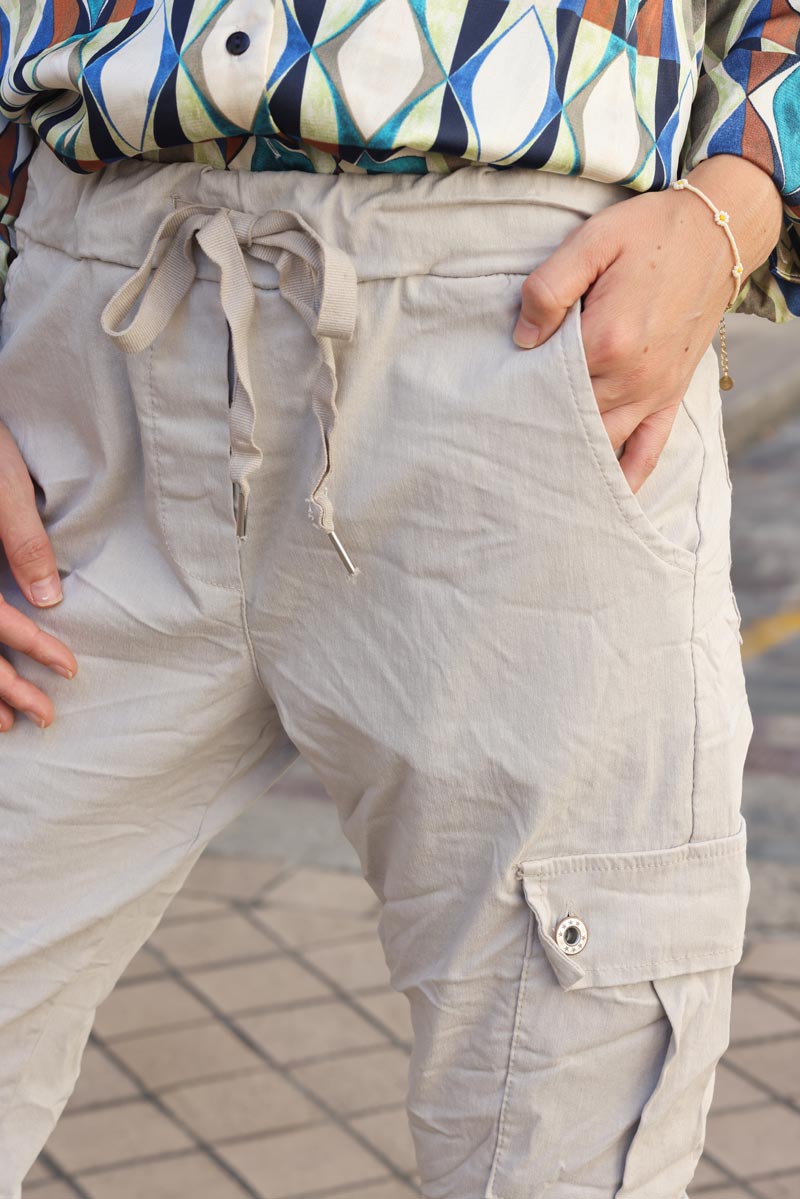 Pantalon beige en toile confort stretch coupe cargo H003 (1)