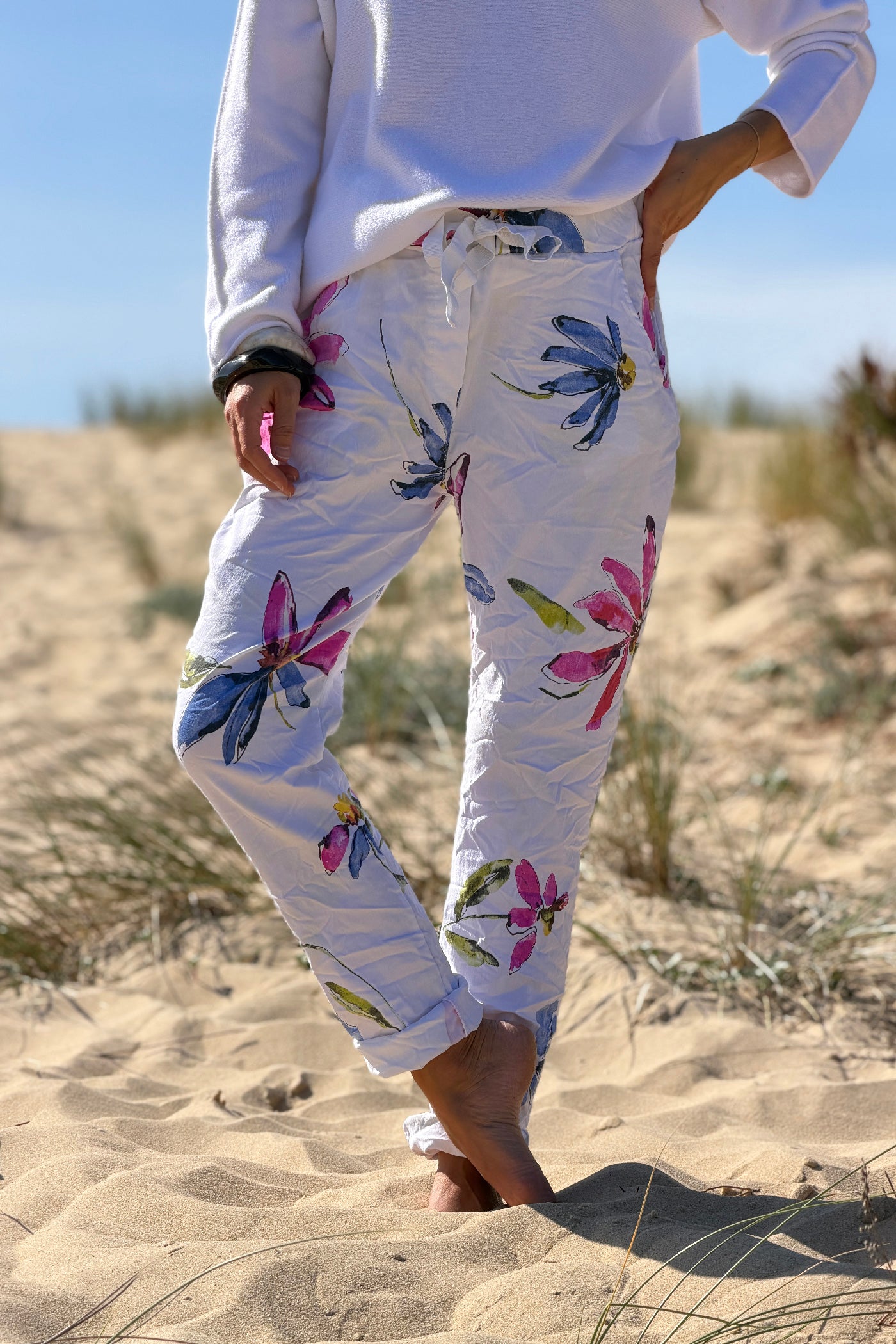 White Floral Art Print Pull-On Pants
