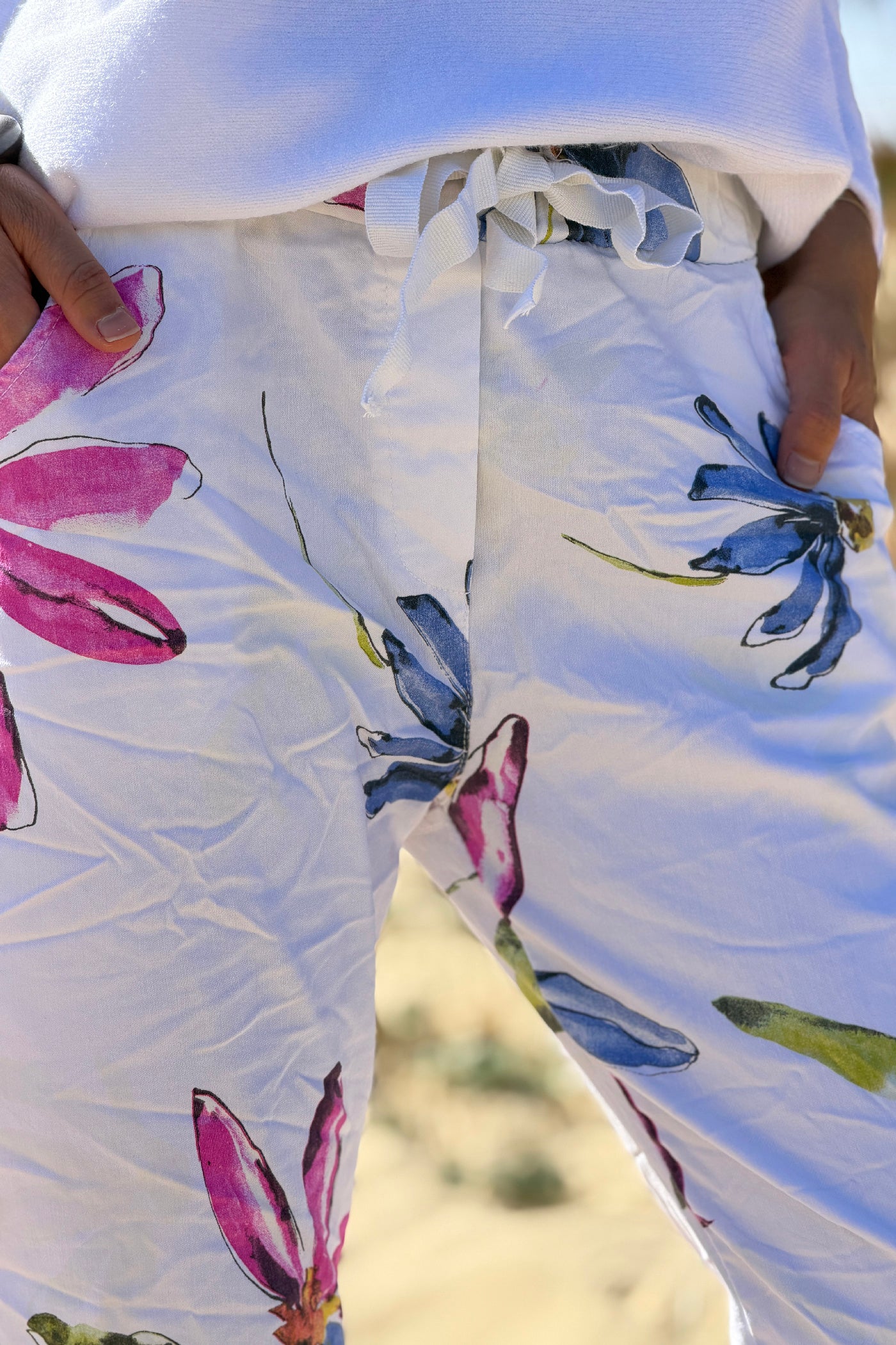 White Floral Art Print Pull-On Pants