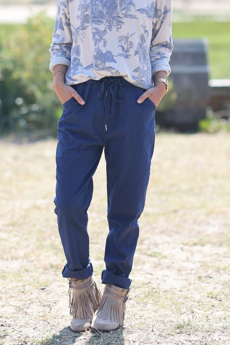 Pantalón elástico confort azul marino con cinturilla elástica