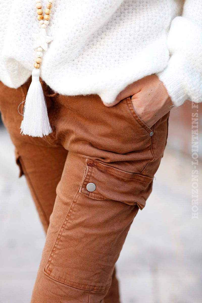 Pantalon-cargo-noisette-avec-ceinture-élastique-c34