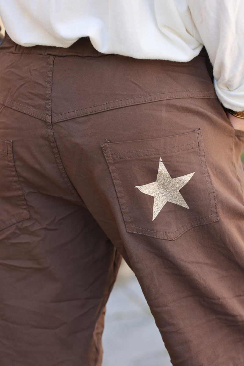 Pantalon chocolat confort en toile stretch special Belle et Ronde etoile brillante H127 (1)