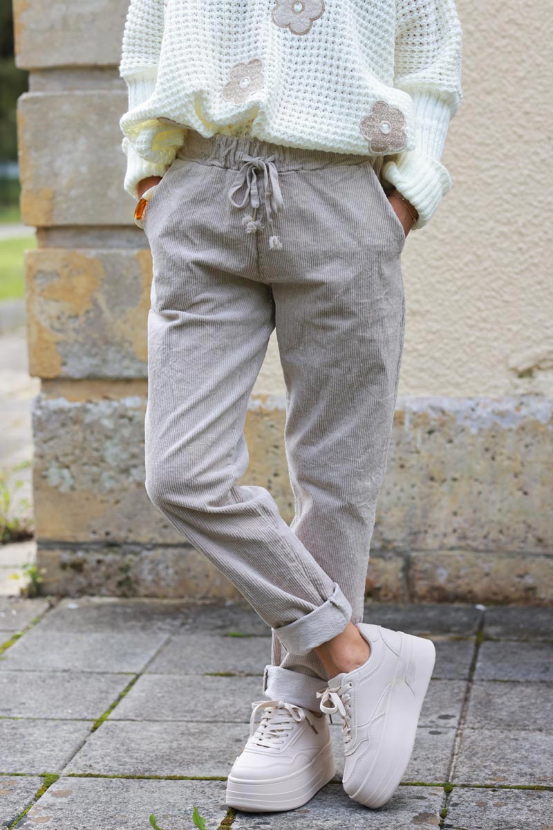 Pantalon confort beige en velours côtelé stretch ceinture élastique