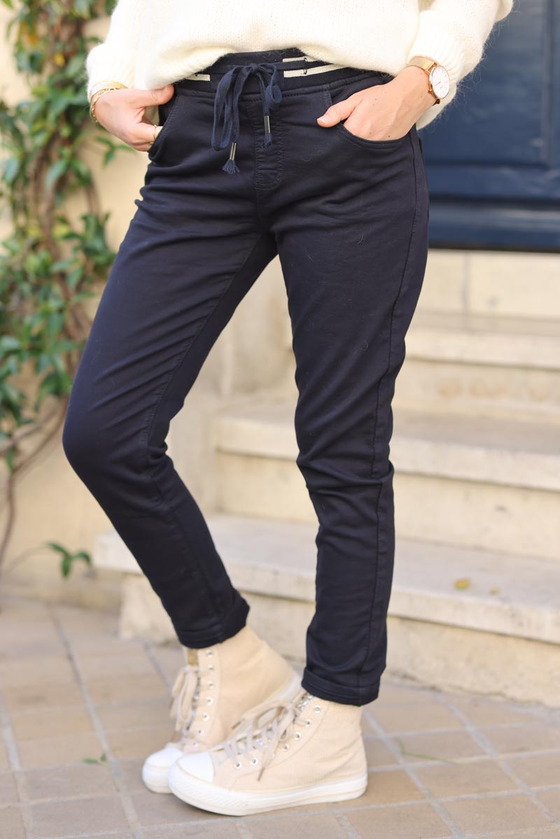 Pantalon confort slim bleu marine ceinture elastique brillante g226 (1)