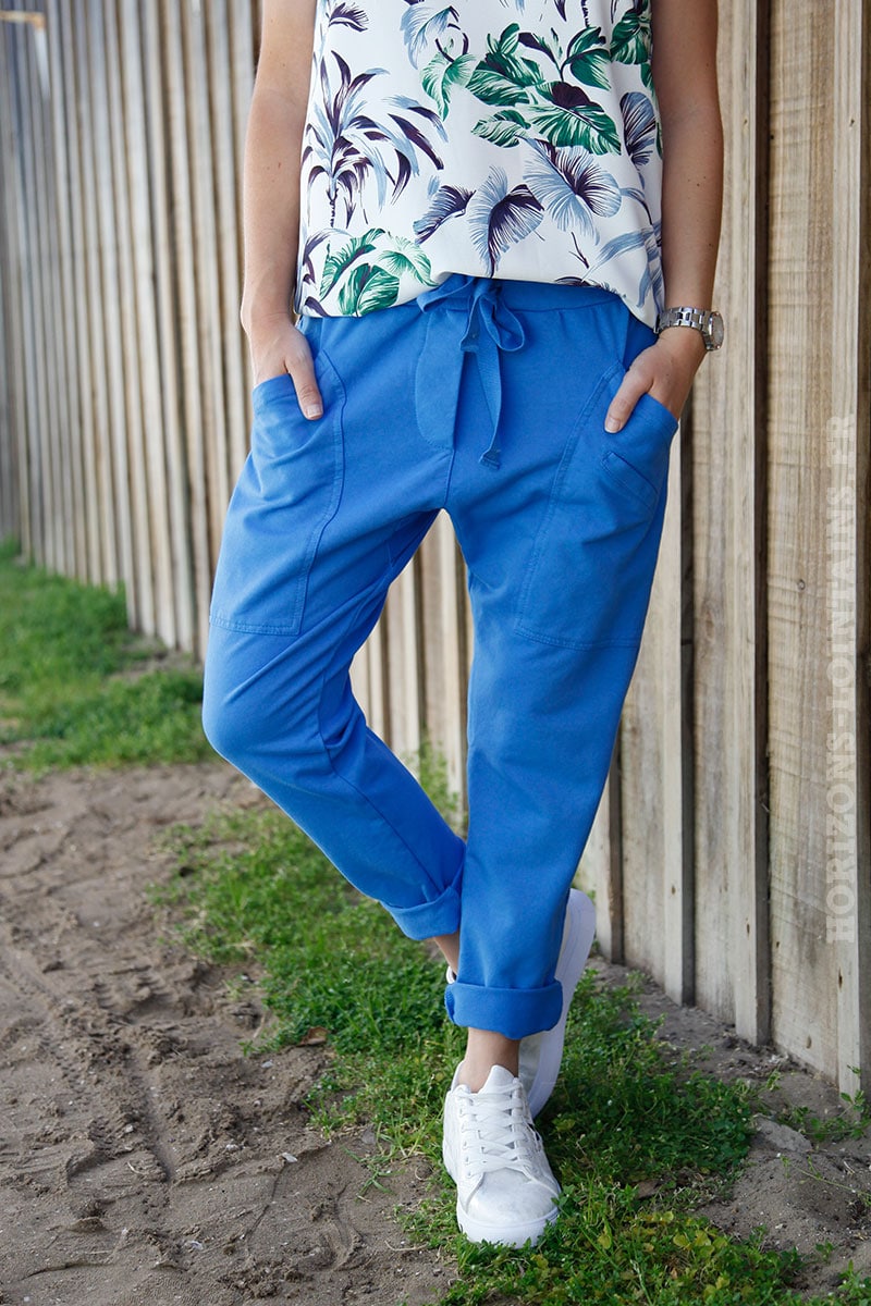 Pantalón jogging urbano para mujer en color azul royal con bolsillos -  Horizons Lointains