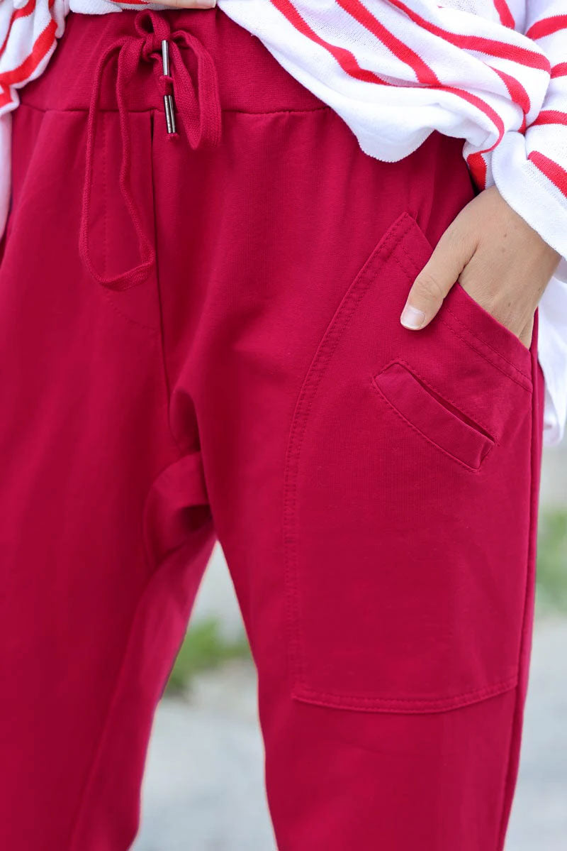 Urban red sweatpant with pockets