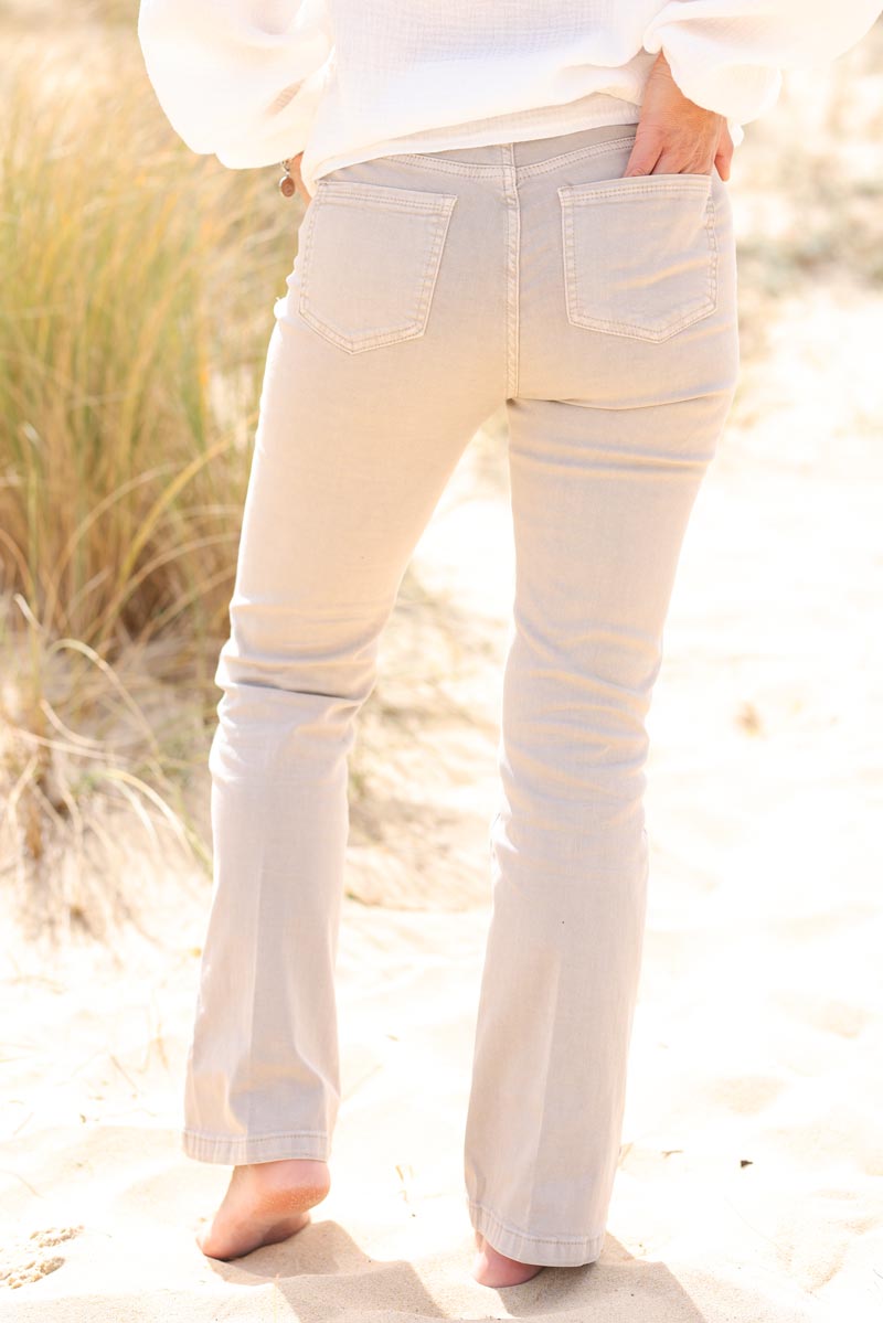 Pantalon evase beige boutons officiers g088 (1)