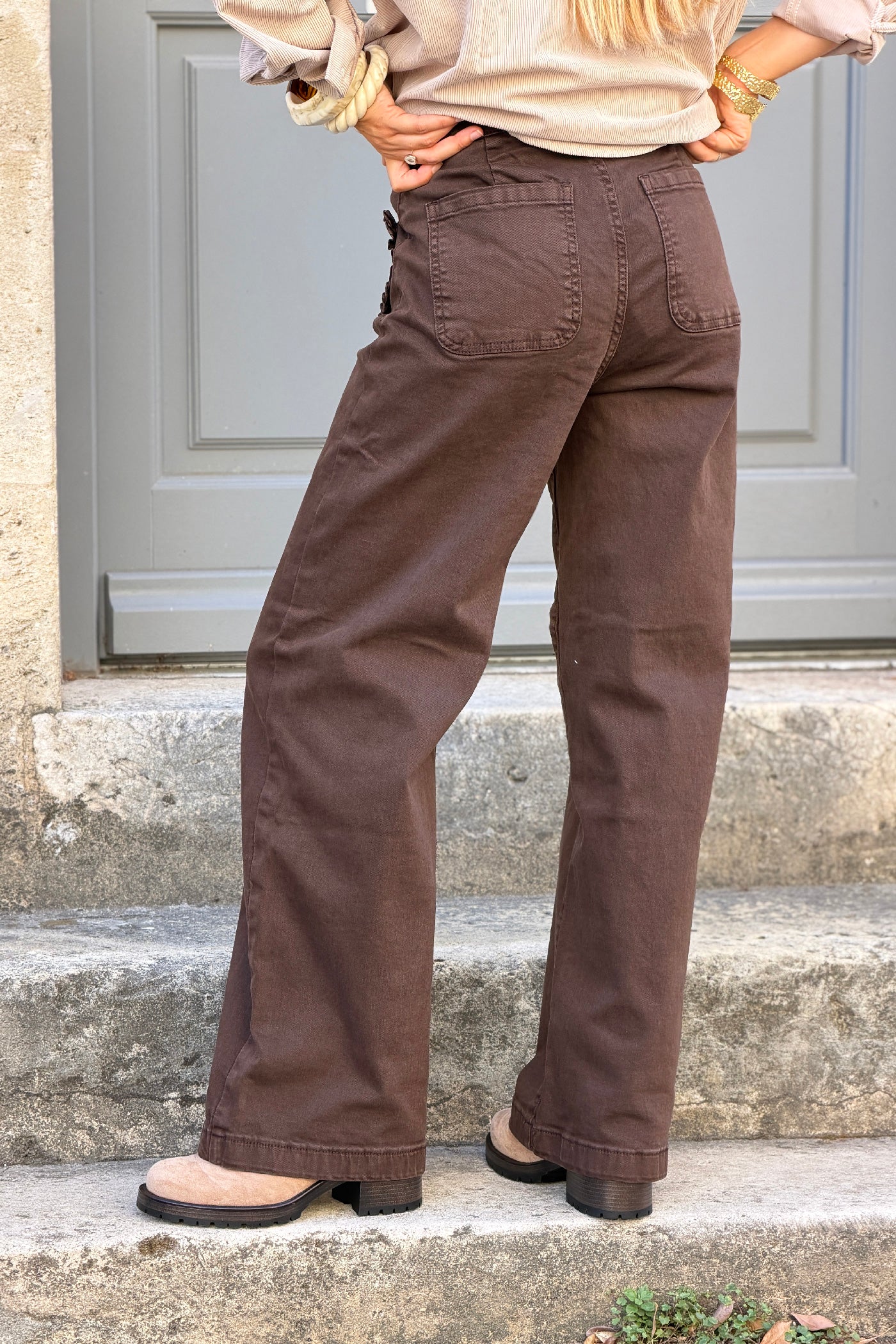 Pantalon jean marron wide leg poches plaquées cœur volant léopard