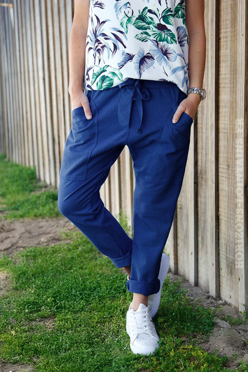Urban royal blue sweatpant with pockets