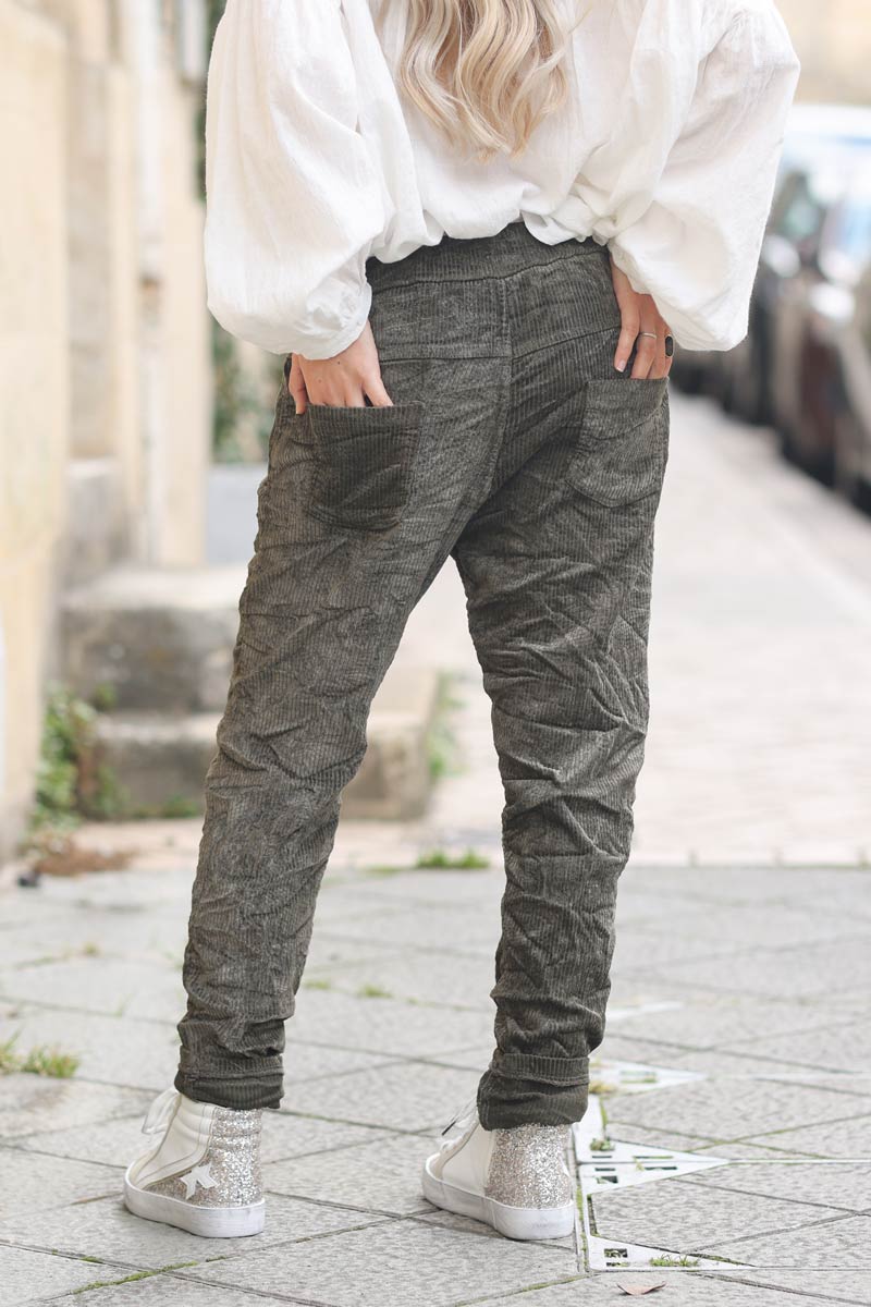 Pantalon kaki confort stretch et souple en velours cotele E213 (1)