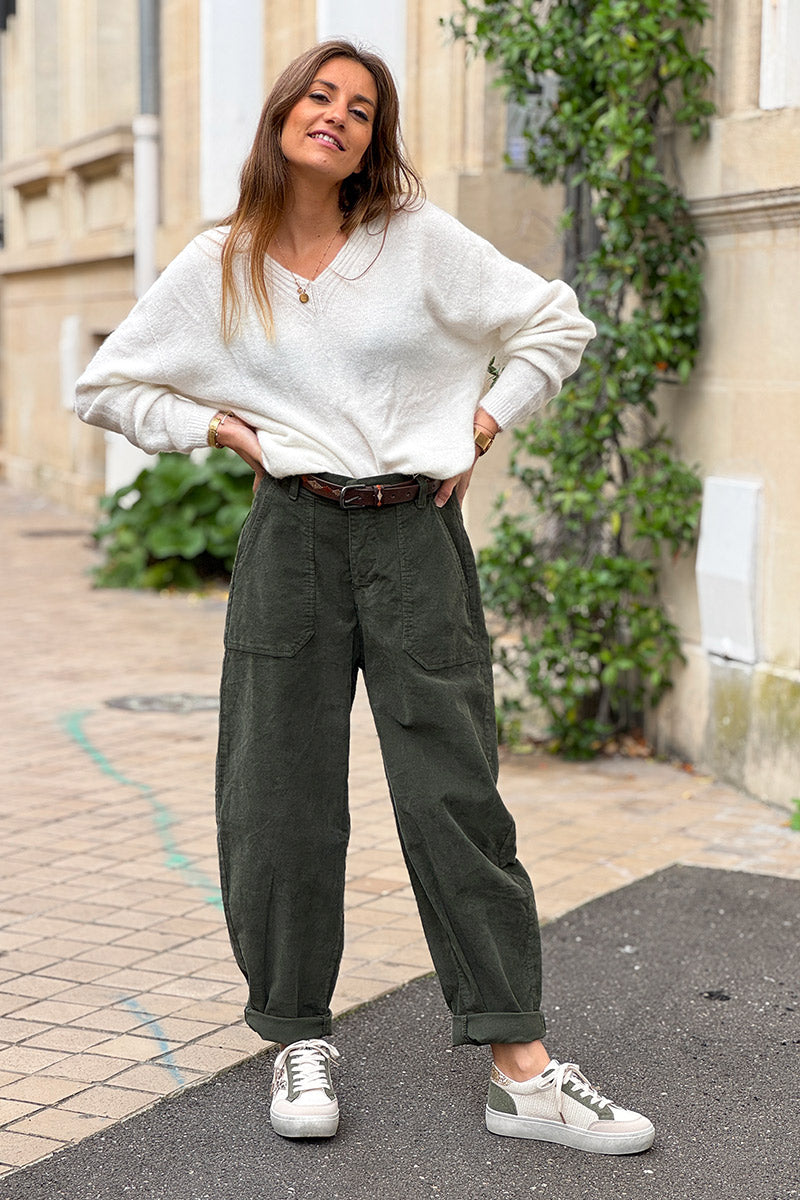 Pantalon kaki en velours côtelé coupe ballon avec ceinture broderie aztèque