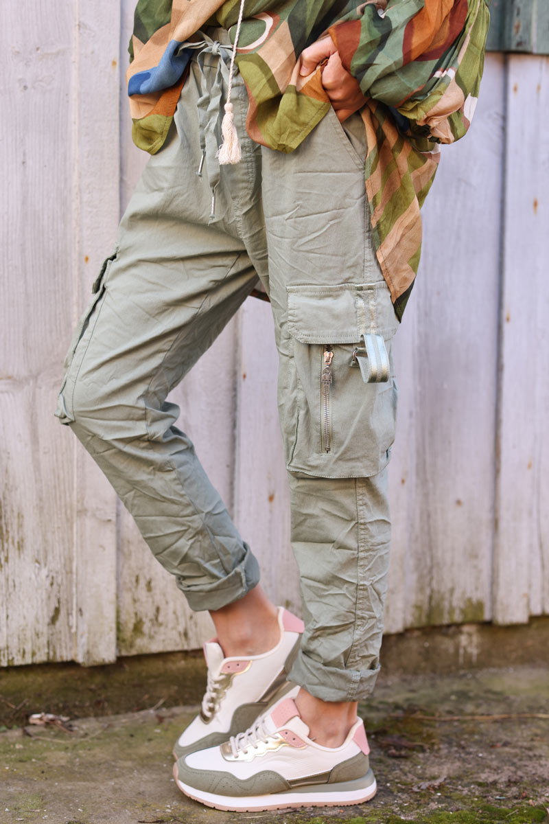 Slim fit cargo pants with elasticated cuffs in khaki