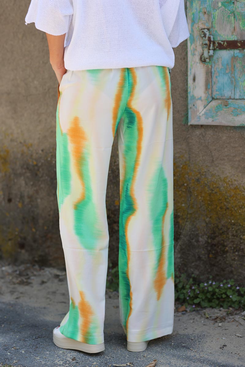 Pantalon large et fluide ceinture elastique tie and dye vert et orange H091 (1)