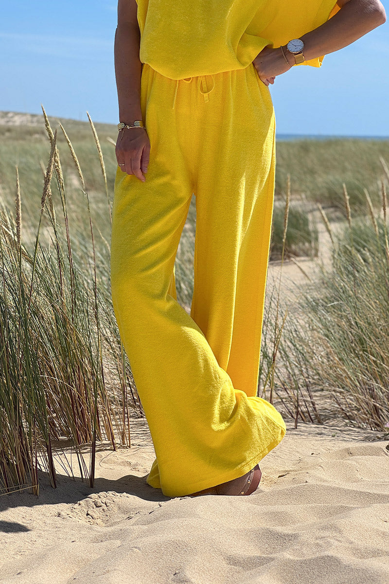 Pantalon large wide leg jaune et confort en éponge ceinture élastique