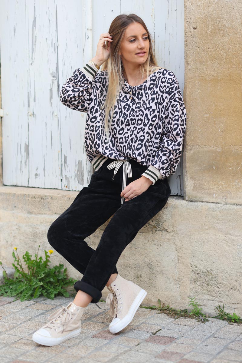 Pantalon noir confort et stretch en velours cotele doux G249 (1)