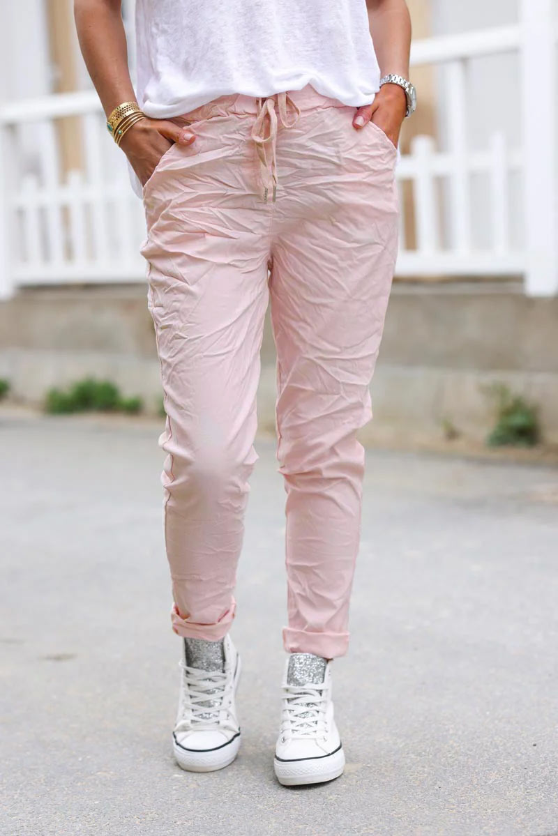 Pantalón confort elástico rosa palo con cinturilla elástica