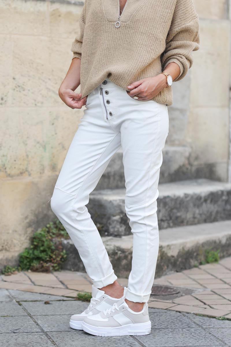 Pantalon simili cuir blanc zip et boutons E176 (1)