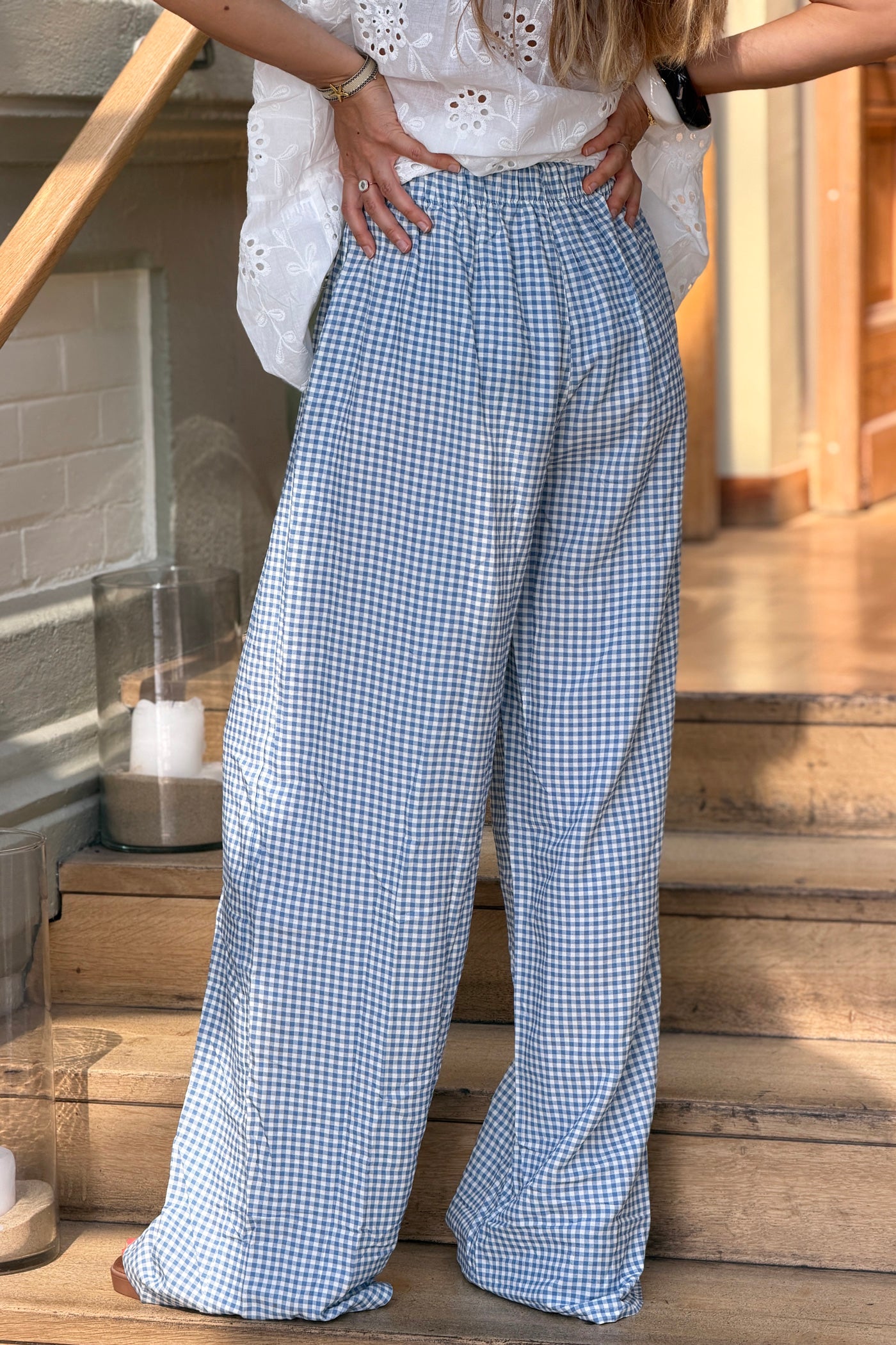 Pantalon souple et large motif carreaux vichy bleu taille elastique