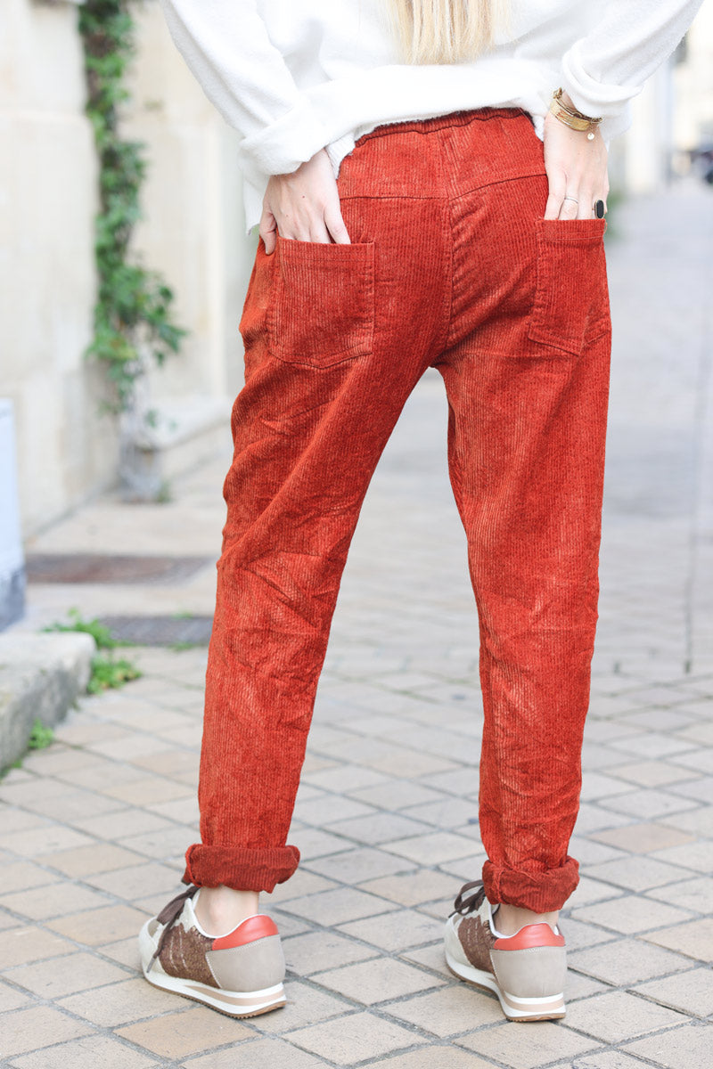 Pantalon terracotta confort stretch et souple en velours cotele E213 (1)