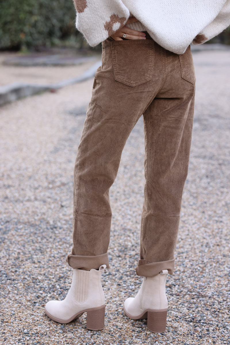 Pantalon camel en velours côtelé coupe droite