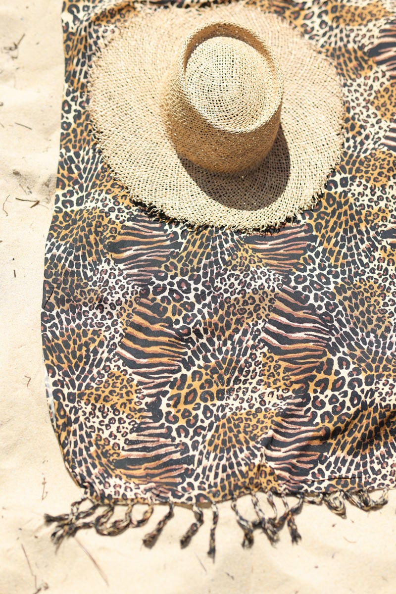 Pareo de plage long, imprime croco, zebre et leopard e009 (1)