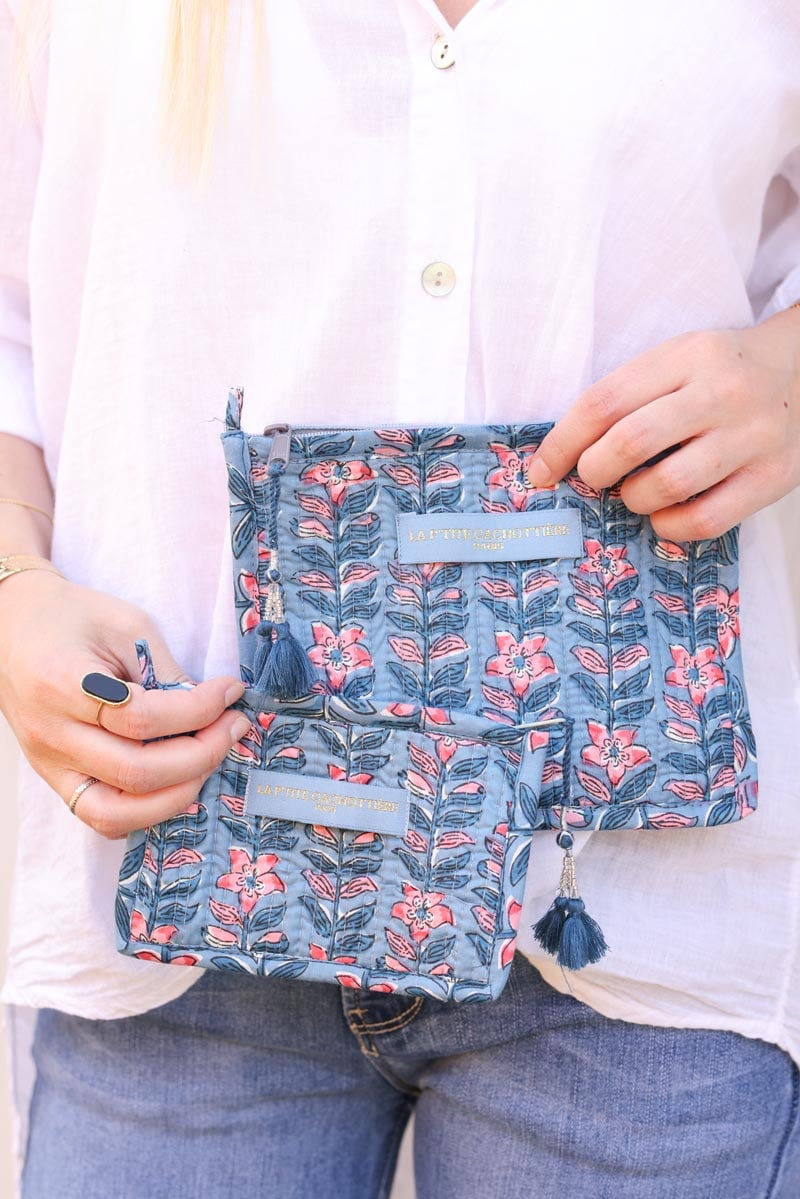 Pochette bleu jean en gaze de coton imprime fleurs h013 (1)