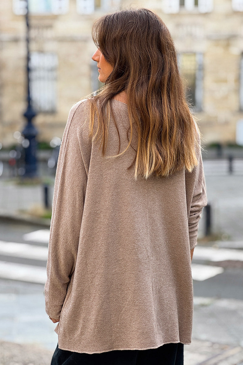 Petit pull large beige maille lurex brillante col v
