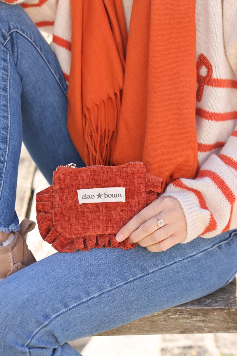 Petite pochette porte monnaie en velours terracotta et froufrous