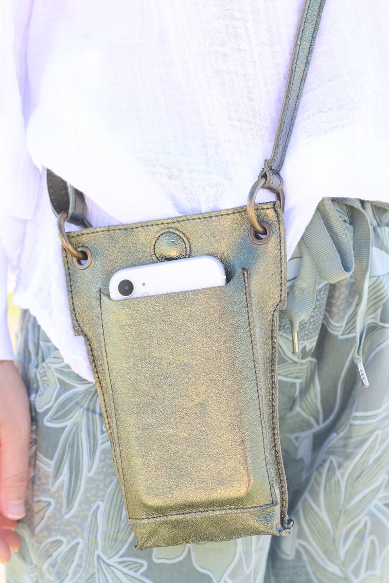 Pochette bandouliere en cuir brillant vert G026 (1)