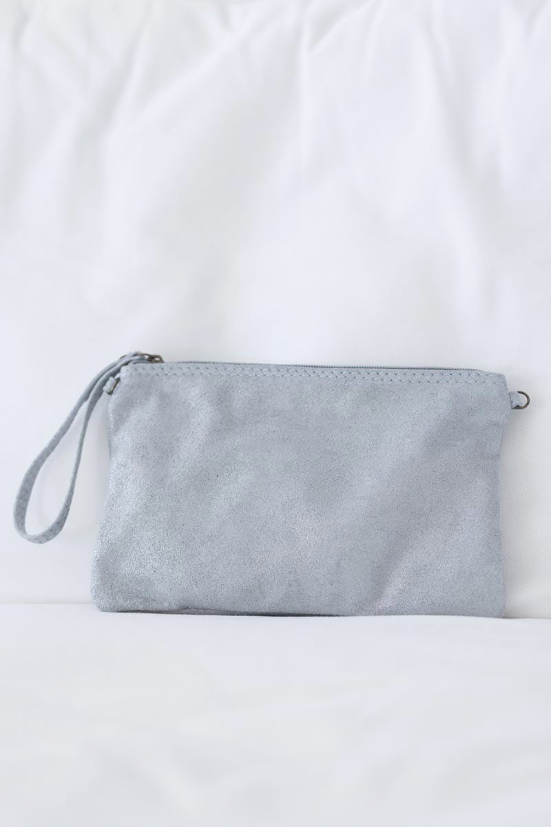 Pochette brillante argente zip et bandouliere E053 (1)