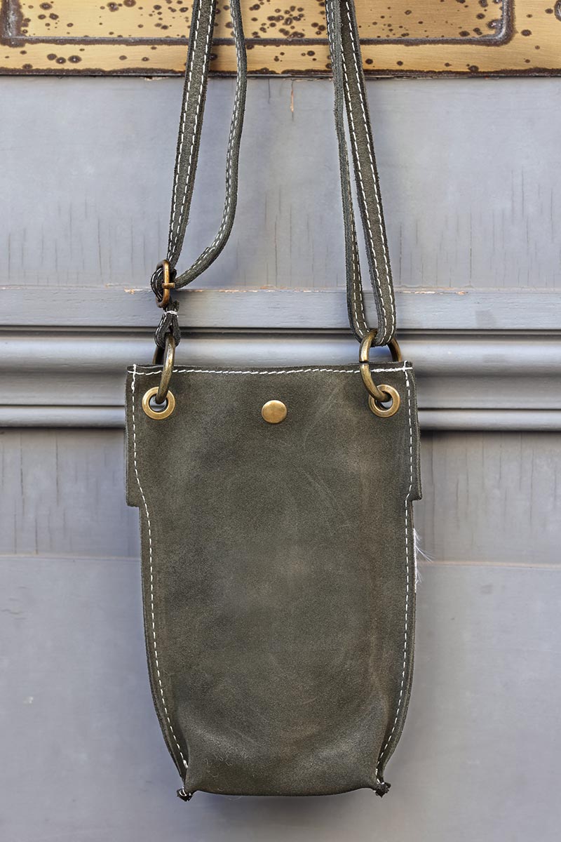 Pochette téléphone cuir velours kaki moumoute ecrue pochette femme G046