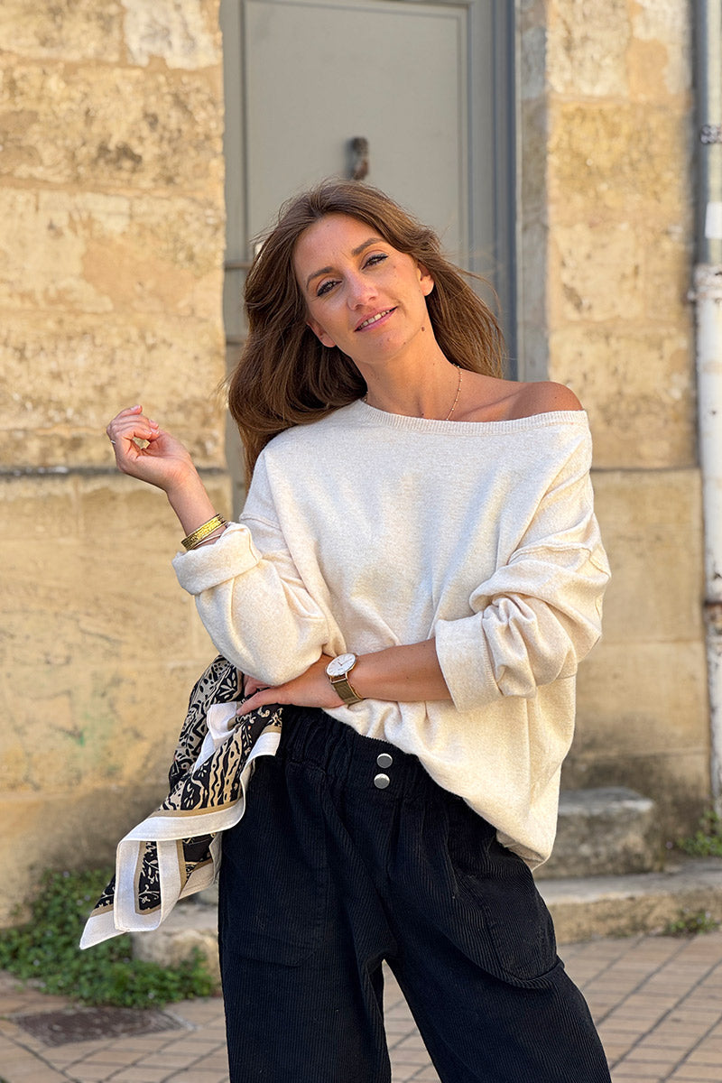 Pull basique beige en petite maille chiné couture apparente col bateau